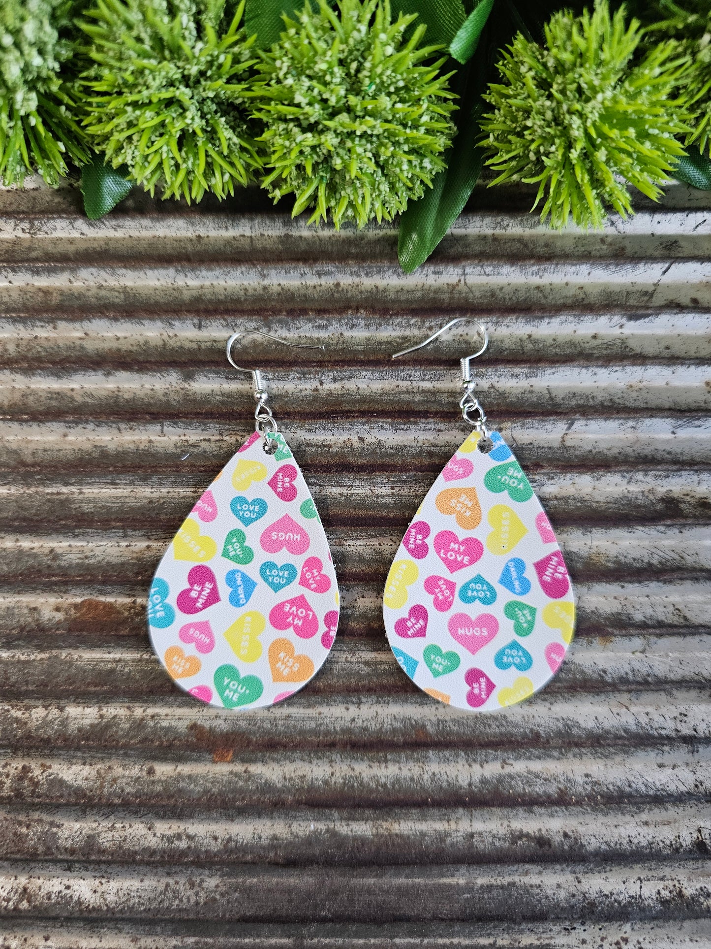 Conversation Hearts - Teardrop