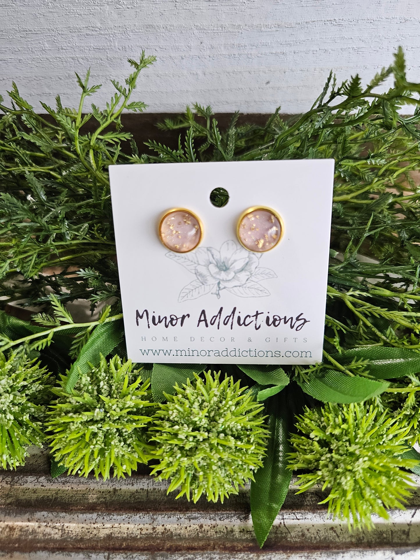 Light Pink & Gold flakes