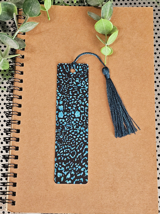 Teal print