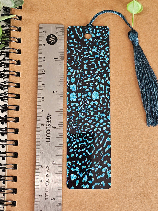 Teal print