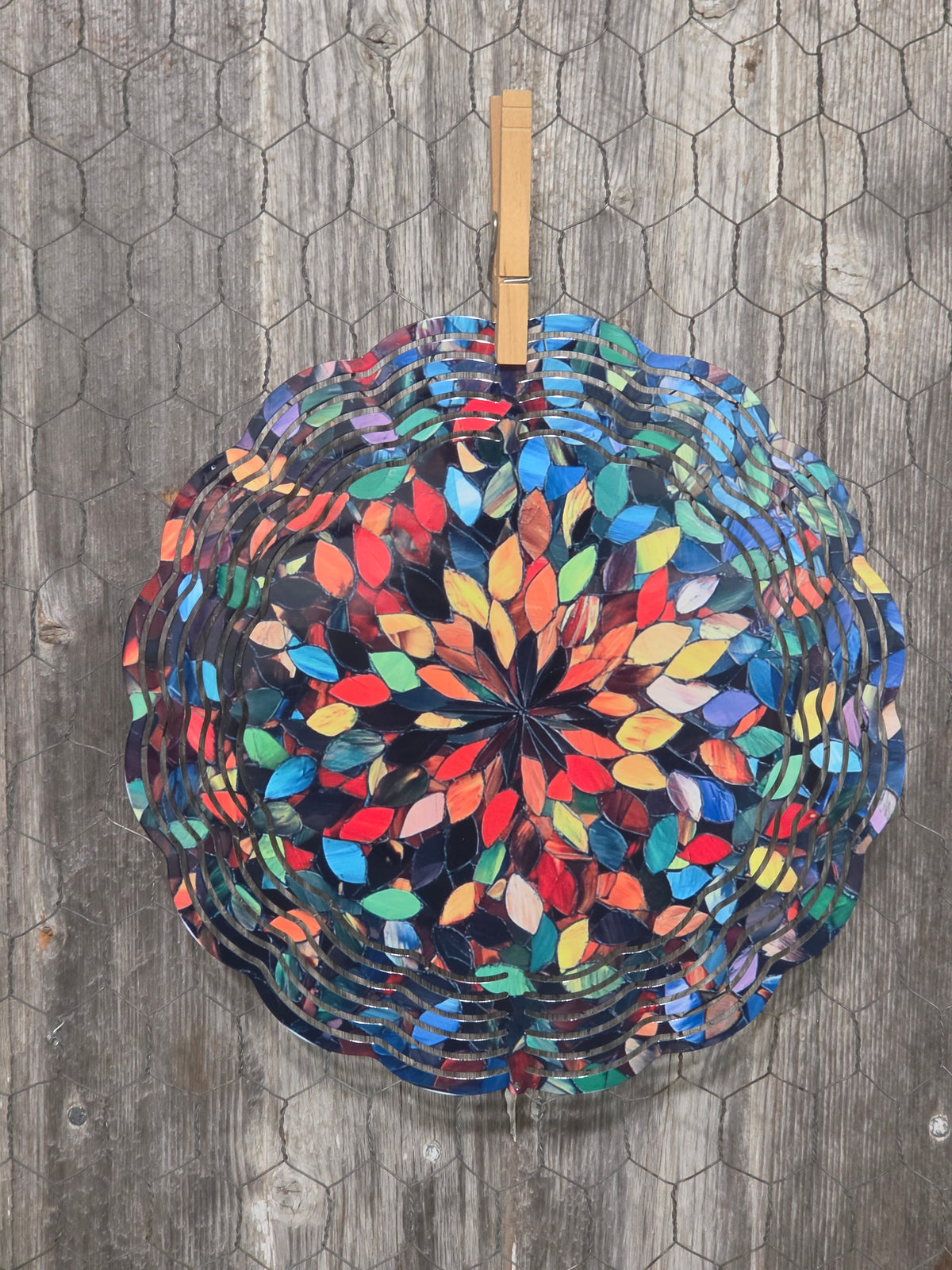 Wind Spinner - Colorful petals